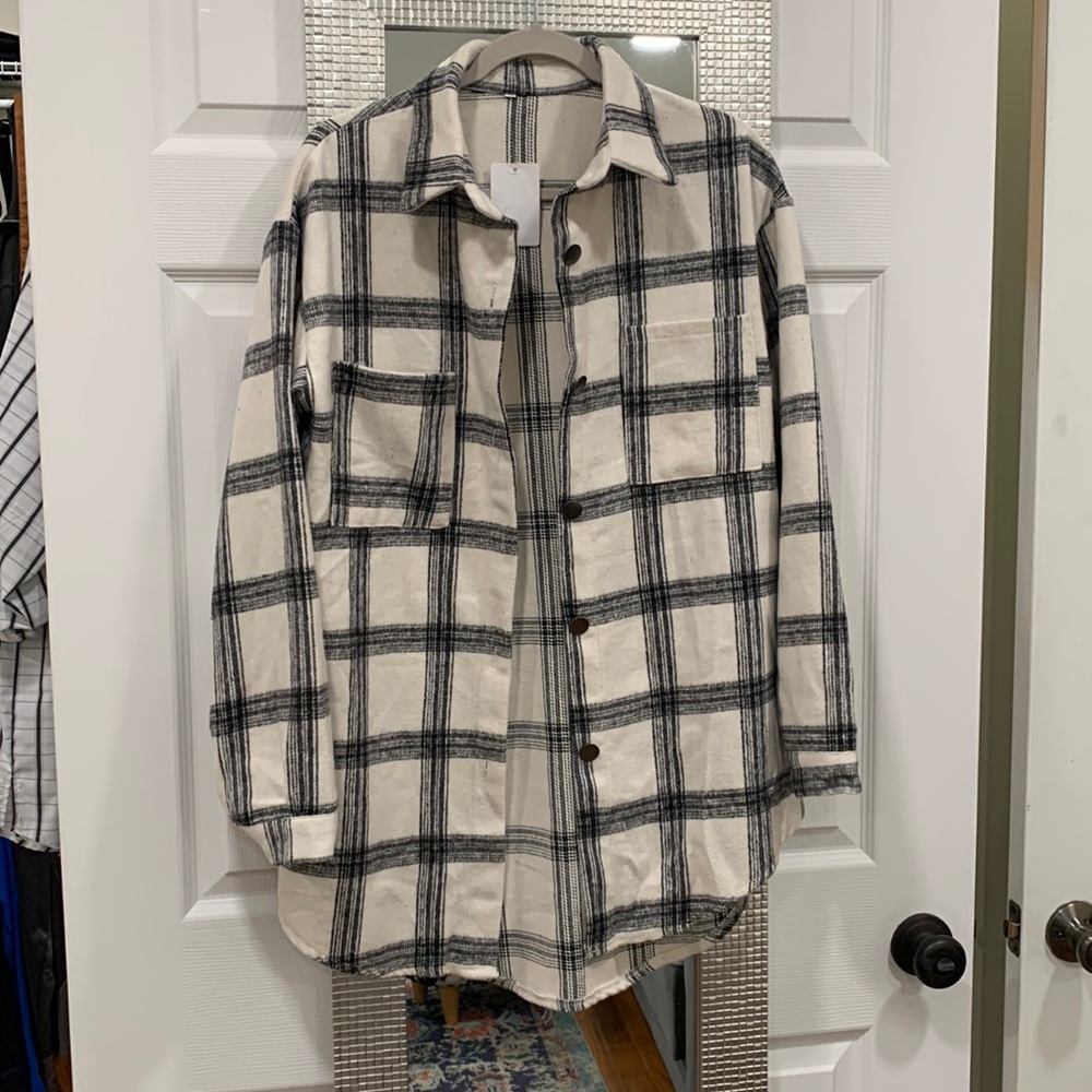 Shacket NWT, size large